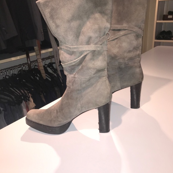 Stuart Weitzman Suede Platform boots 💕 - Picture 4 of 16